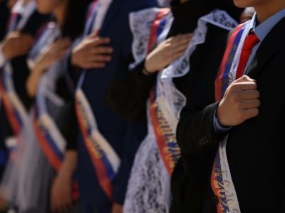 Стали известны даты последних звонков и выпускных в школах Якутска