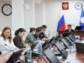 В Якутске более 300 учителей из нескольких республик обсудят сохранение и обучение родному языку