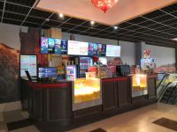 Кинотеатр «Прага Cinema» на Хмельницкого