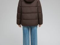 Стеганая куртка с капюшоном