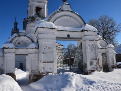 Святые ворота