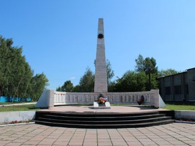 Мемориальный комплекс воинам, погибшим в годы Великой Отечественной войны (1941-1945 гг.)