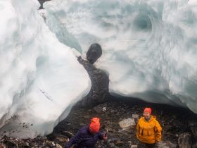 «В горах Семи Хребтов. Водопады хребта Сэттэ Дабан»