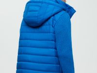 Утепленная куртка с вязаными рукавами