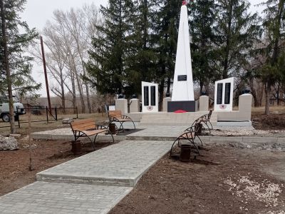 Памятник воинам, погибшим в годы Великой Отечественной войны (1941-1945 гг.)