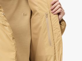 Женская укороченная куртка Lacoste с капюшоном