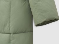 Пальто утепленное с капюшоном