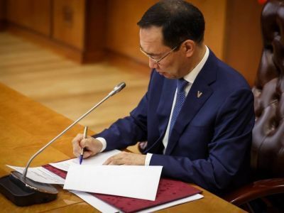 Глава Якутии подписал указ о мерах по борьбе с бедностью