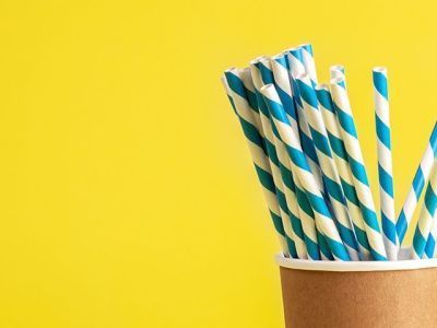 Бумажные трубочки оказались вреднее пластиковых