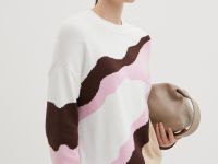 Джемпер с абстрактным принтом