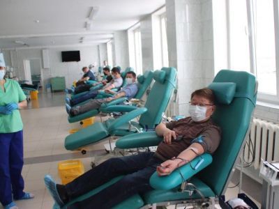 Сотрудники Якутской гордумы приняли участие в неделе, посвященной Дню донора