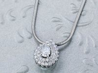 Классическая подвеска из белого золота с бриллиантами э4701пд05192100