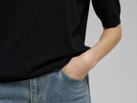 Легкий джемпер полуприлегающего кроя с коротким ру