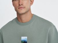 Футболка с природным термопринтом O'STIN х Экспедиция, Зеленый