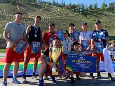 Жители Мирнинского района выиграли в качестве приза десять жеребят