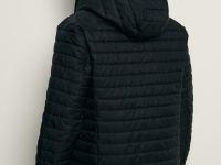 Стеганая куртка с капюшоном