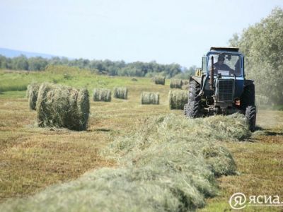 Аграрии Якутии получили более 889 тонн топлива для сезонных работ