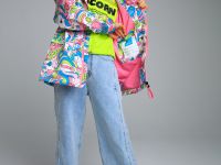 Куртка текстильная с полиуретановым покрытием для девочек (ветровка)