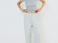 Базовые джоггеры, Серый