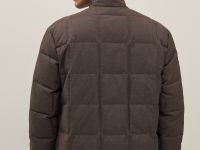 Стеганый пуховик с воротником-стойкой