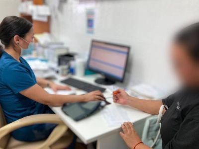 Беременные женщины Нюрбинского района посещают Школу материнства при районной больнице