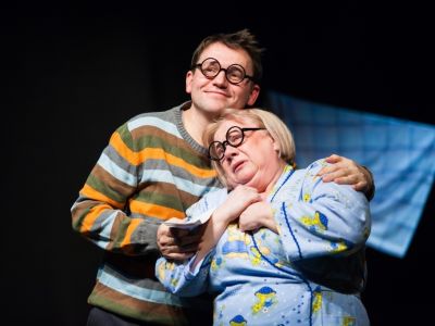 Билеты на Одинокий мужчина заурядной внешности желает познакомиться (Дом актёра) / Театр | Афиша | ИнфоТаймс