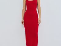 Вязаное платье в рубчик, Красный