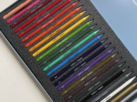 Набор карандашей цельнографитные цветные Гамма "Студия", 24 цв, заточенный, метал. пенал