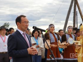 В селе Ытык-Кюель торжественно открыли стадион «Дьулуруйар Ньургун Боотур»
