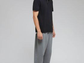 Спортивное поло с коротким рукавом