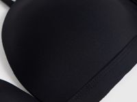 Бюстгальтер с формованными чашками, Черный