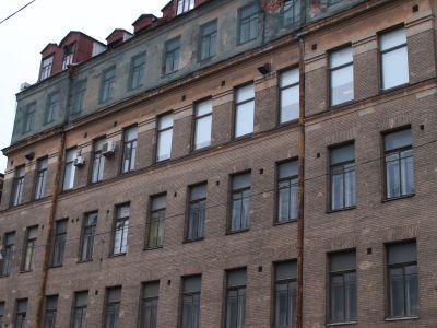 Здания, где в 1897-1919 гг. находились Высшие курсы физического образования (курсы Лесгафта). Здесь жили и работали: в 1897-1909 гг. - основатель курсов Лесгафт П.Ф., в 1907-1941гг. - революционер Морозов Н.А., в 1913-1958 гг. - физиолог Орбели Л.А.