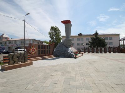 Памятник воинам-землякам, погибшим на фронтах Великой Отечественной войны