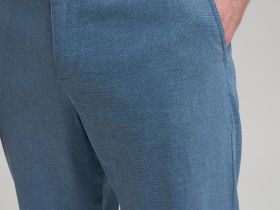 Брюки полуприлегающего кроя со льном