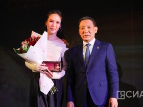 Ежегодник Саха театра посвятили «золотому» выпуску щепкинцев