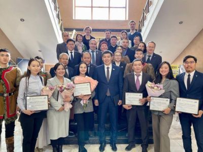 Молодым ученым вручили гранты главы Якутии