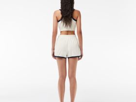 Женские спортивные шорты Lacoste