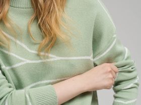 Легкий удлиненный джемпер с хлопком