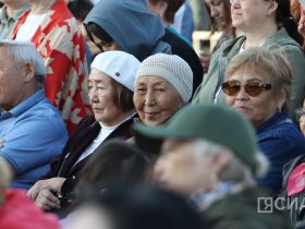 В Якутске провели концерт «Наши маяки», посвящённый Героям России