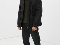 Куртка утепленная с капюшоном