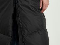 Пуховик с воротником-стойкой