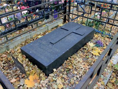 Могила Толстого Владимира Сергеевича (1806-1883), декабриста