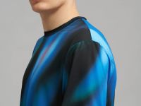 Спортивная футболка с перфорацией