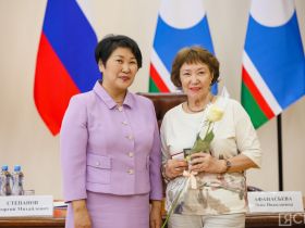 Государственные награды вручили медицинским работникам Якутии