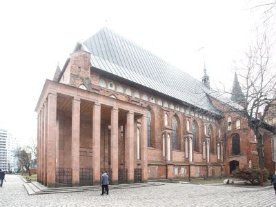 Могила Иммануила Канта (1724-1804)