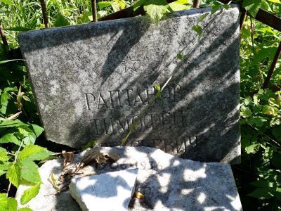 Могила мордовского писателя Т.А. Раптанова