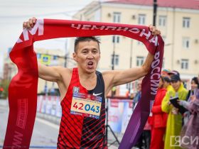 Стали известны имена победителей марафона Олонхо в Якутске