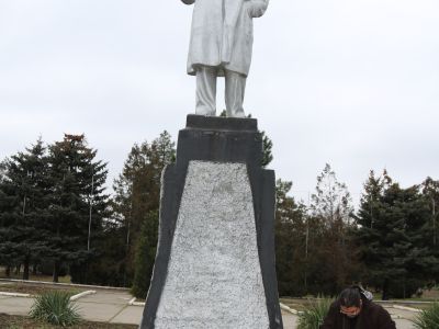 Памятник В.И.Ленину