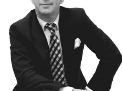 Валерий Сюткин и группа Рок-н-ролл бэнд.
