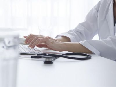 Недропользователи помогли медикам компьютерной техникой